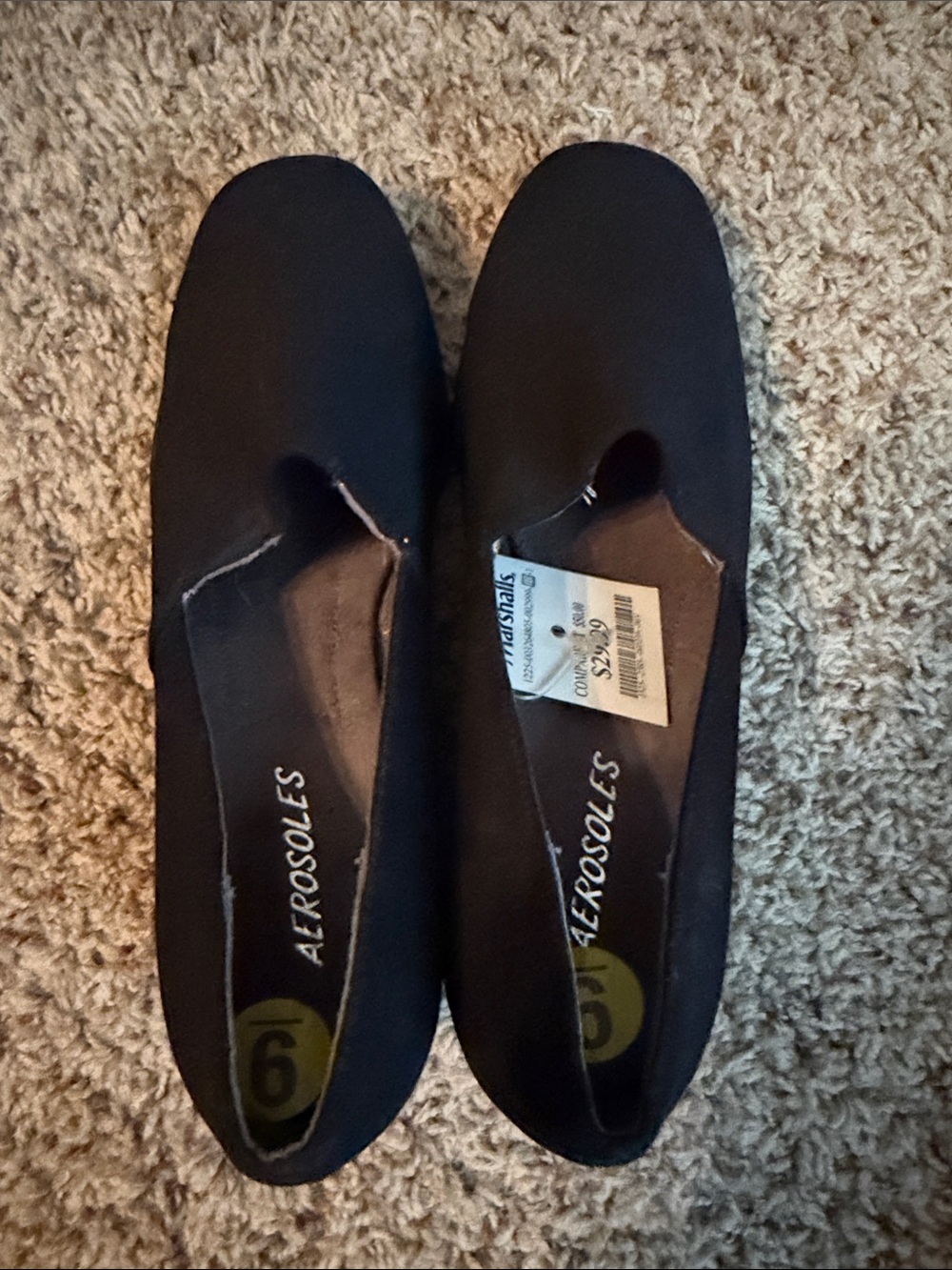 AEROSOLES Black Rounded Toe Slip-On Flats